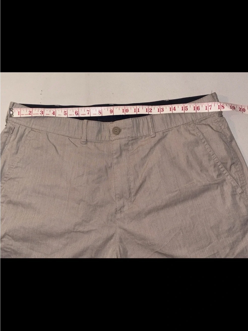 Abercrombie & Fitch Men’s Stretch All Day Shorts Khaki Size 36 7” Inseam Preppy